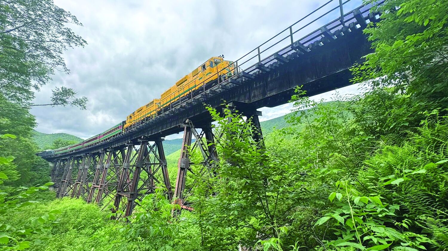 Railfans enjoy special stop at Frankenstein Trestle